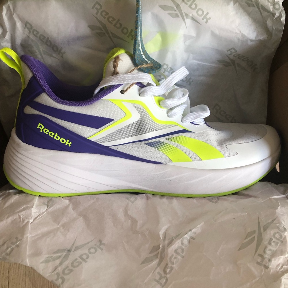 Reebok Verse Women's Running Sneakers Size 10M White Purple Yellow New
